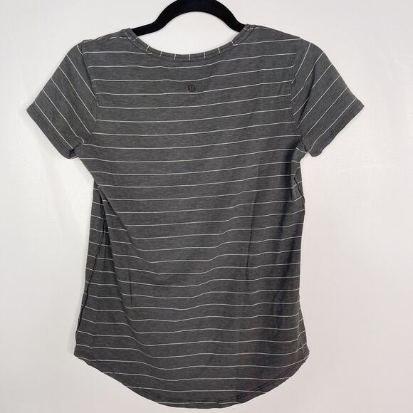 Lululemon Womens 2 Dark Heather Gray Striped Love Crew Neck Short Sleeve TShirt - Picture 2 of 5